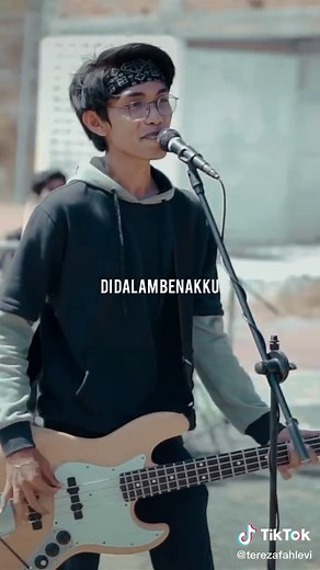 Missing Madeline - Heavy Rotation Cover by JKT48 Entertainment