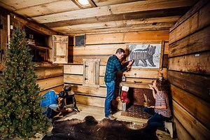 1.2K views | Plan your office holiday party by October 15th and get $50-100 OFF your booking, depending on your group size. Learn about this deal and how to take advantage of it on our newsletter here: smarturl.it/OrlandoHoliday 虜 | The Escape Game Orlando | Facebook