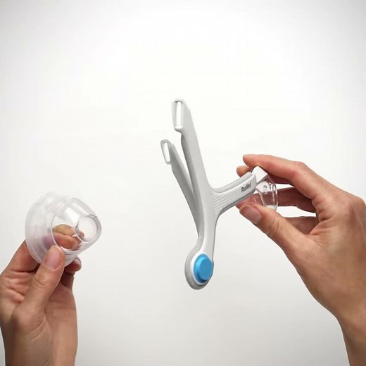 ResMed AirFit N20 Nasal mask: How to disassemble your mask
