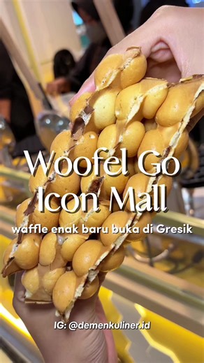 Woofel Go akhirnya buka juga di Gresik! Egg Woofel yang tiap masuk mall tuh selalu wangiiii🤤 Besok mereka bagi2 Woofel cuma bayar 5ribu aja! Berlaku untuk 50 orang tiap harinya. Periode promo 09 - 11 Februari di cabang Icon Mall & Gresmall. #fyp #kulinergresik #kulinersurabaya #woofelgo #waffle
