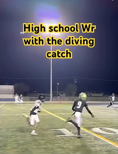 High School WR Makes Unreal Diving Catch on Deep Pass | Insane Football Highlight in 4k resolution