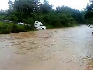 Would you have the balls to try this extreme water crossing? | Mud Bogging