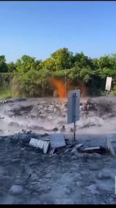 Wandan (鯉魚山泥火山/Pingtung/Liyushan) Mud volcano in southern #Taiwan erupted again yesterday! Wandan erupts quite often - it previously erupted in February and also 3 times in 2022. Video courtesy of Chen Yu-i (陳玉意) | Global Disasters News
