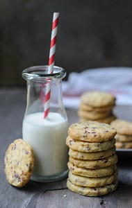 Cranberry Walnut Cookies