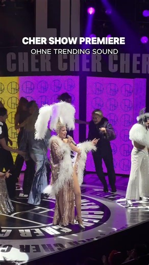 Die Cher Show - Premiere im BlueMax Theater Berlin