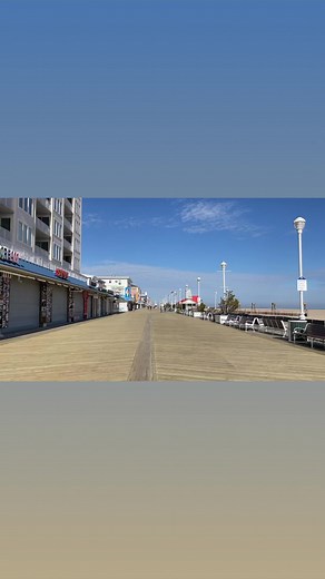 Watch and listen to the police horse enjoying a day out on the Ocean City Boardwalk! | OceanCity.com