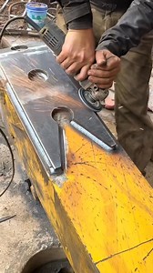 13M views · 167K reactions | Excavator Big Arm Welding Process #mechanic #mechanicjack #excavators #excavator #welding | Mechanic Jack's team | Facebook