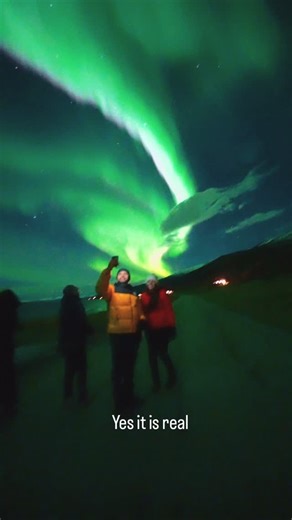 Yes it is real Aurora can be really crazy sometimes and dancing all over the sky 😍❤️ #northernlights #auroraborealis #aurorahunting | Lorenzo Mirandola