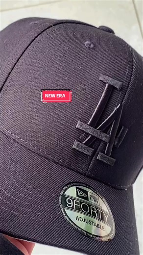 “LA” blackkk 🔥🧢🆙 #hats #newera #59fifty #9fifty #caps