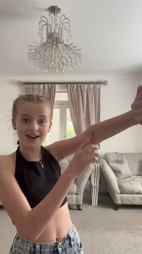 Betsi Rose Powley on Instagram: "Even better update!!!😁😁 #better #feelingbetter #feelinggood #feel #results #happy #hospital #love #fun #smile #me #friends #family #model #influencer #instagram #antibiotics #medication #tablets #days #nurses ##infection #clear #home"