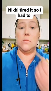 Double Chin Hack for the win!! NikkieTutorials tried it so I had to as well and I have been doing it everytime I go a full best of makeup to go out. NO you don't get a 5 o clock shadow and NO you don't get a big brown line...it'd all in the blending and placement. Never under the chin if you have a double chin always where that hold I'd when you do the weirdo face!! Try it out and let me know what you think! Wait till I film my DOY at home Liposuction video COMING SOON #nikkietutorials #doublech