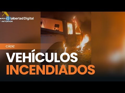 Cádiz | Dos detenidos tras el incendio intencionado de ocho vehículos