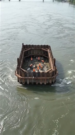 HOW ENGINEERS INSTALL GIANT SHEET PILES UNDERWATER | Cofferdam Construction Explained