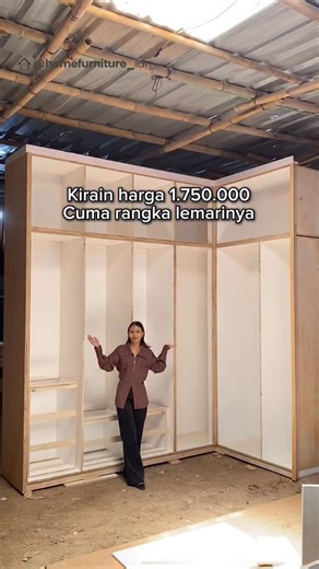 Home Furniture on Instagram: "Haii haii .. 👋🏻🥰 Memasuki awal bulan @homefurniture_idn punya promo ni untuk kalian yang ingin costum kitchenset di sini 🥰 Selain harga nya yang bagus kami juga punya banyak free nyaa lhoo 🥳😍😍 ✅Pembayaran bisa dengan cicilan marketplace shopee/tokopedia ✅INTERIOR PALING MURAH SEJABODETABEK👷🏻 ✅Kami siap survey menjangkau jabodetabek dan sekitarnya🚗 ✅Bisa cek semua hasil produksi kami @homeruniture_idn ✅Lengkapi furniture rumah anda hanya di @homefurniture_i