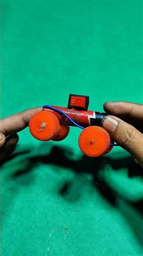 DIY propeller car. Easy and fun electric circuit project for beginners #diy #experiment