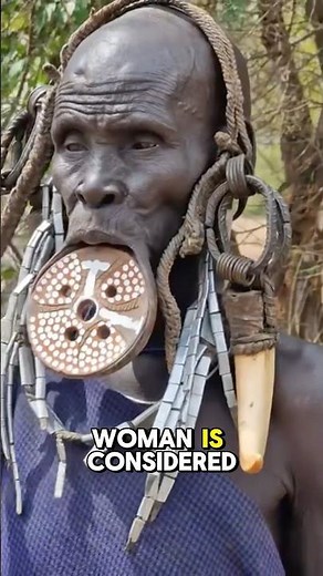 Why Do Ethiopian Women Stretch Their Lips? #shorts