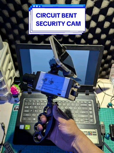 FINAL SET UP CIRCUIT BENT SECURITY CAM - UNLOCK 3 MANUAL EFFECT - SWITCH ON OF - ADJUSTMENT FX - TUUF KNUCKLE GRIP #circuitbentvideo #vhs #vhsedits #visualjockey #vesperarchives