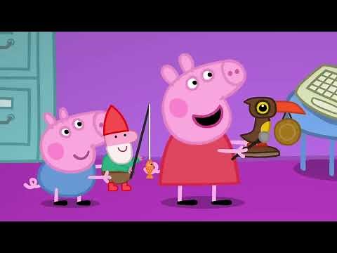 Peppa Pig Goes To A Charity Shop!