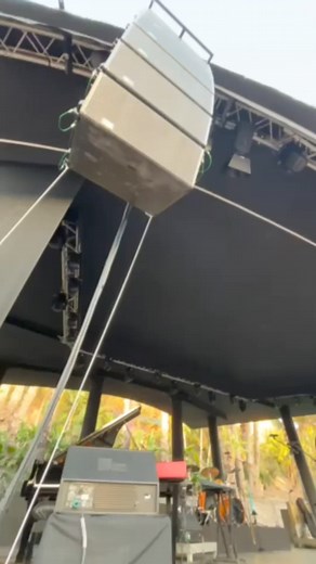 El festival Jazz en la Costa se escuchó con Meyer Sound sonorizado por DiGiCo 🔊¡Gracias al técnico @bernii39 (instagram) por compartirnos vuestro trabajo! 👏Proaudio Granada suministró los equipos Meyer Sound y DiGiCo: DiGiCo SD10 en monitores, DiGiCo Quantum 338 en F.O.H. 6x altavoces LEOPARD por lado, 4x subgraves 2100-LFC, Front Fill de ULTRA-X20, Monitores MJF-210, 1x Procesador Galileo GALAXY | Meyer Sound España