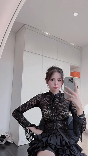 Video của LilCandy (@lilcandy.khng.bun) với bản nhạc nhạc nền - 𝚜𝚘 𝚜𝚊𝚍 𝚌𝚞̛̣𝚌 𝚖𝚊̣𝚗𝚑