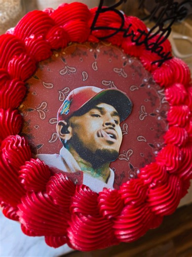 Chris Brown BIRTHDAY Cake #chrisbrown #cake #birthdaycake #randoolee #randooleecakes