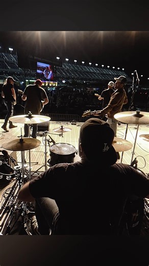 Just the same ole Song & Dance 🕺🏽 #thebudiodrummer #sjcdrums #daytona500 #jaredstoutband @SJC Custom Drums @ProMark Drumsticks @Evans Drumheads
