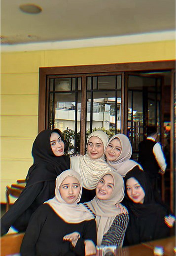 girls🪞🤍@annisa. @cia @Nadine ◡̈ @tereshkova ◡̈ @mel