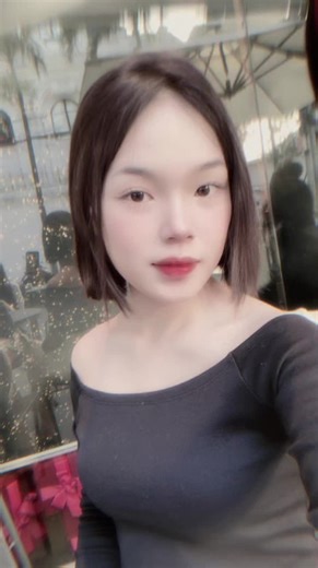 chỉ ngoan xinh yêu với kẻ biết yêu chiều 😜