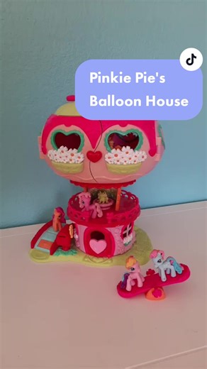 Pinkie Pie's Balloon House - A Nostalgic Adventure