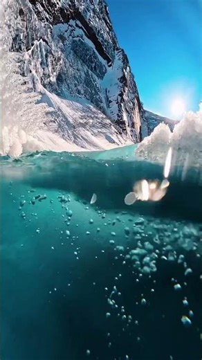 Peaceful Water Spring 💧🌿 Natural Manantial Relaxation #shorts