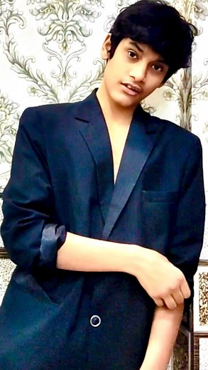 AbnormalChad on Instagram: "Puts more effort = gets more effort 👁️ Do you agree? Follow @abnormalchad . . . . . . . . . . . . . . . . . #reels #reelsinstagram #reelitfeelit #reelkarofeelkaro #relationshipgoals #funny #funnymemes #trendingreels #viral #entertainment #comedy #foryou #fyp #fypシ #fypppppppppppppppppppppppppppppppppppppppppppppppppppppppppppppppppppppp #foryoupage #explore #explorepage #exploremore #instagram #instadaily #viralreels #viralvideos #relatable #humor #memes #memepage #m