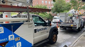 Spectrum launches bold new offer as cable TV customers flee