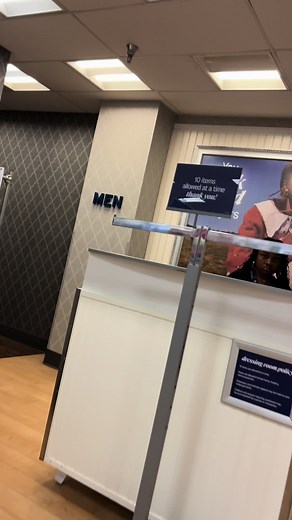 Bobbie Holliday entertainment on TikTok