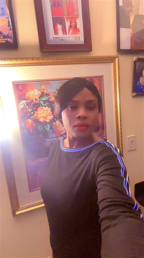 Vandella’s Beauty World is with #isliving