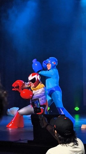 56K views · 750 reactions | Presentación de Megaman y ProtoMan #Megaman #ProtoMan #cosplay #videojuego | Gian Rock | Facebook