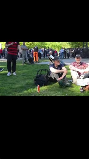 Volkert van den Graaf gespot tijdens demo — wat gebeurde er?