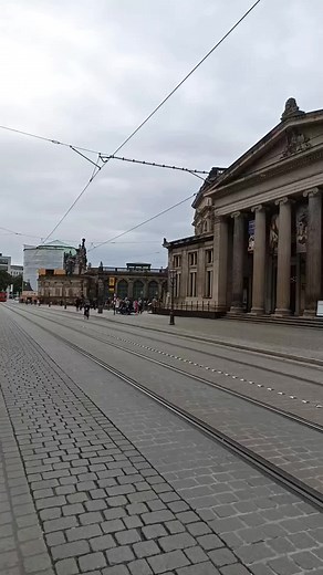 normal day in Dresden #travel #alone #citywalk