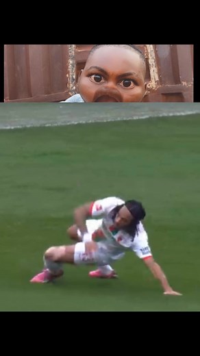 Happy new week #football #footballskills #funnyreels @top fans Prof Update | Prof Update