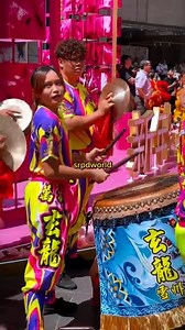 325K views · 4.4K reactions | 68 lions eye-dotting at Pavilion KL Acrobatic Lion Dance performed by Malaysia National Lion Dance Champion 雪州万挠玄龙体育会 Xuan Long Dragon And Lion Dance Rawang Selangor and CNY Medley Performance by Astro artistes #Astro #喜乐乐SHARE丰年 #xilele2025 | 獅人派隊 S.R.P.D | Facebook