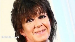 Welsh language: Meri Huws 'not undermined by standards rejection'