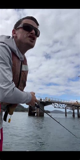 Micro jigging around structure producing Snapper on the chew!! Assassin Jigmaster 2 doing the damage!! @monsterfishing #fyp #kodybronzfishing #fishingtiktoks #jigging #snapper