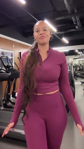 What difference can three months make? Vanessa Simmons had Sono Bello’s TriSculpt Micro Laser Liposuction and is ready to show off her results!