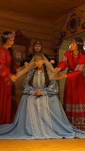 WEDDING RITUAL: THE BRAIDING OF DESTINY👰‍♀️✨ One of the most important rituals of a traditional wedding is povivanie. During this ceremony, the bride’s maiden braid is gently undone and then rebraided into two braids — a powerful symbol of her transition into married life🌿🧶 From that moment on, this hairstyle marks her new status as a wife. The braids were carefully laid around the head and covered in a special way with a scarf, symbolizing protection, maturity, and a new chapter in life🤍 |