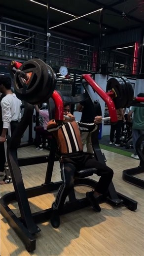 Chest exercise #viral #motivation #fitness #gymmotivation #shorts