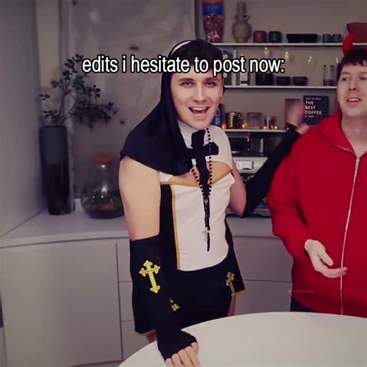 watch just one tutorial please omgg #fypviralシ #edit #phan