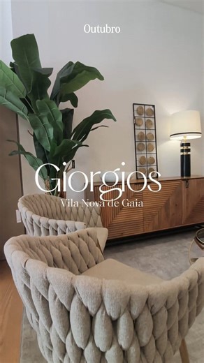 Inspire-se com cada detalhe ✨ Peças que combinam design, conforto e elegância para transformar a sua casa num espaço cheio de personalidade. Visite a Giorgios e descubra de perto os artigos que tornam cada ambiente verdadeiramente especial. 📍 Rua Soares dos Reis 718, Vila Nova de Gaia ✉️ contactos@giorgios.pt | Giorgios