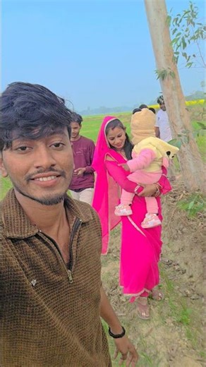 प्रिया आ गई खेत में घूमने#shortvideo #shorts