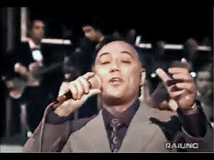 Claudio Villa Il Tuo Mondo Live Canzonissima 1972 - Video a Colori