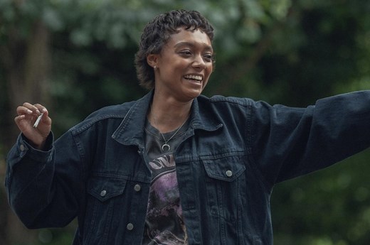 Stream It Or Skip It: ‘Everything Now’ On Netflix, Where A Teen Wants To Catch Up On The Teen Stuff She Missed While She Was In Treatment