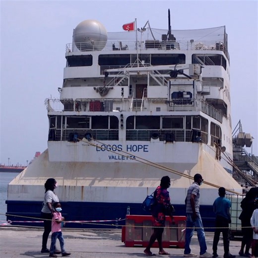 If you'd like to visit the Logos Hope book fair, you'll have to head towards the sea... 🛥 📚 | BBC News Africa